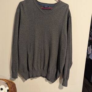 Grafton . Men's Gray V-Neck Sweater. Cotton cashmere Blend. XL